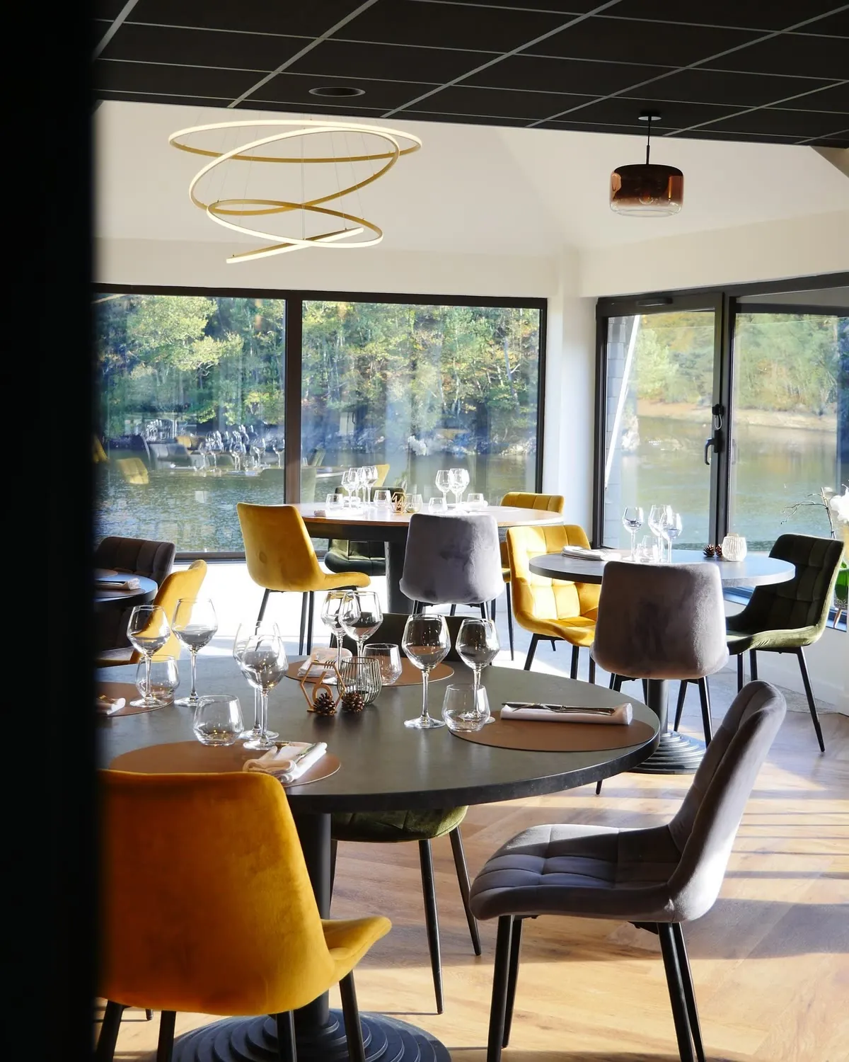 Photo 2 sur 8 — Le Beau Rivage